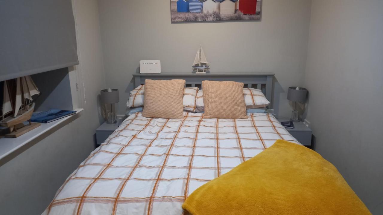 Lovely Apartment @ The Old Barn. Kircubbin エクステリア 写真